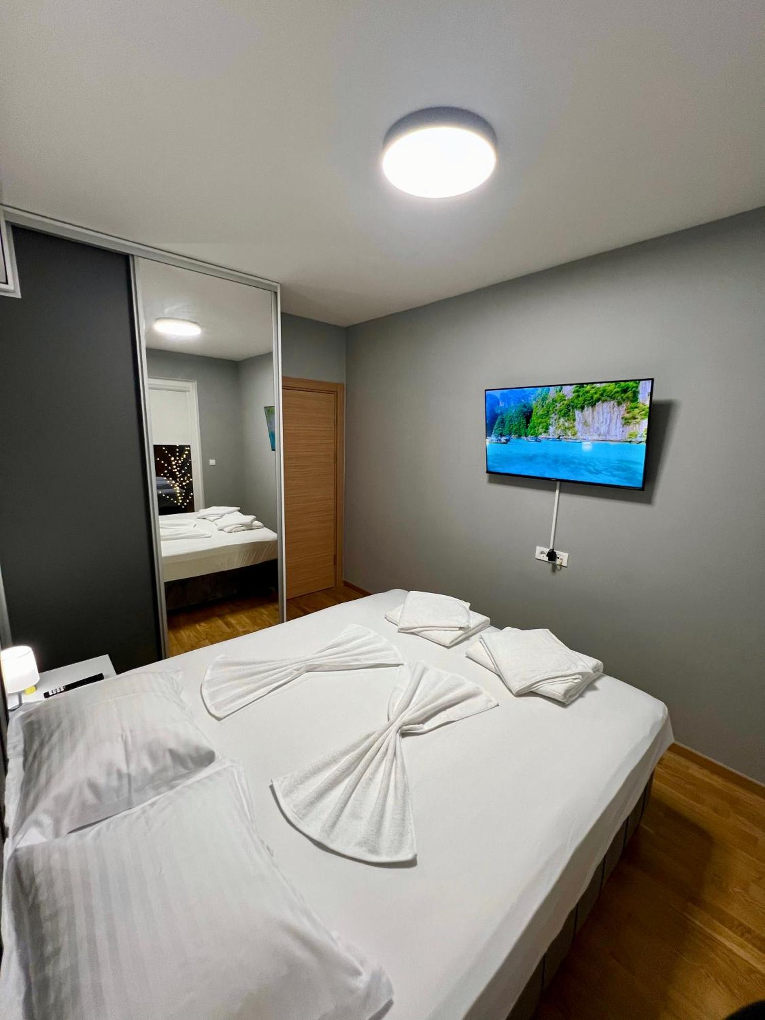 Aj Luxe Residence Скоп'є Екстер'єр фото